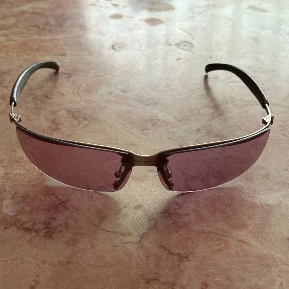 CHANEL Dark Grey and Silver Sunglasses with Rose/Lavender shade lenses